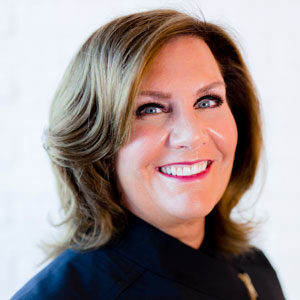 Aesthetic_Specialists_Lynne_Heine